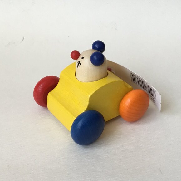 Selecta Spielzeug Topeto Mouse Wooden Squeaky Toy Car - Picture 2 of 6